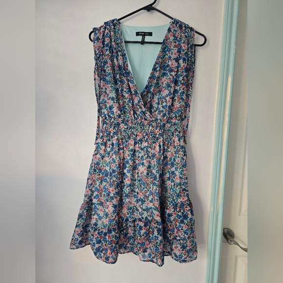BCBG Paris Layered Chiffon Floral Print Ruffle Mini Summer Dress Women Size S - Picture 3 of 16